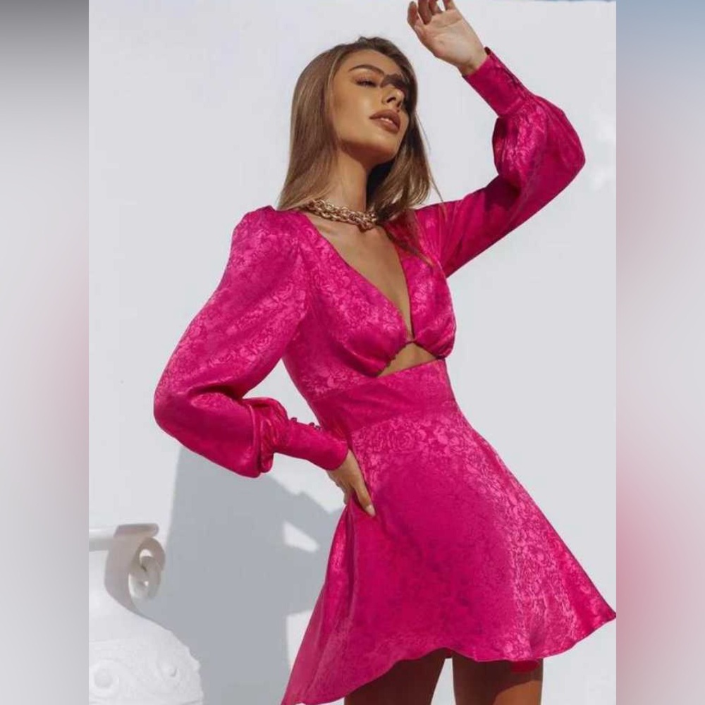 Long sleeved pink mini dress